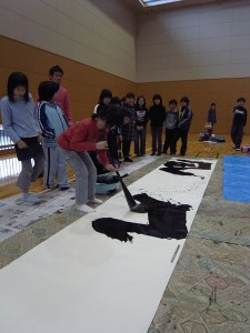 墨に遊ぶ子供たち展2010　作品制作